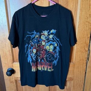 Marvel Tee size Large